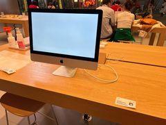 -Apple零售店(华贸购物中心店)