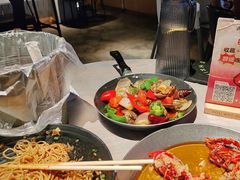 -巴厘龙虾·榜首油焖大虾(音乐学院·沿江酒馆店)
