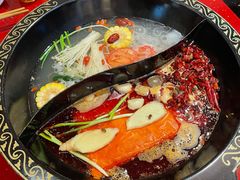 -重庆三峡火锅城(梅林店)