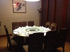 包厢-褒河栈道渔庄(建工路总店)