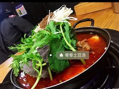 -喇喇排骨火锅·传统韩式脊骨汤(望京西园总店)