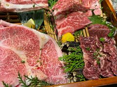 -山川小町·极番烧肉(新地假日广场店)