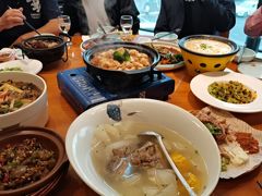 -有红鸡毛店·川菜(建设路店)