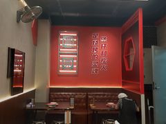 -许哥东北烧烤·铁丳烤串·宫后夹肉(繁花中心店)