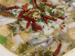 -江渔儿酸菜鱼(港湾1号店)