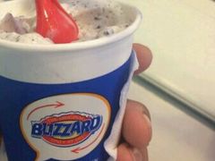 -DQ·蛋糕·冰淇淋(新玛特分店)