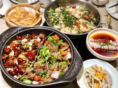 金椒脆鱼拼牛仔骨-大丰收脆鱼(浦西万达店)