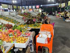-林旺社区水果市场