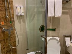 -维也纳酒店(成都春熙路李家沱地铁站店)