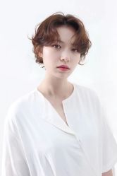 点击看大图 -虫二·专注健康烫染沙龙