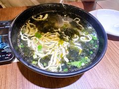 -玖鲜小笼(中山广场店)