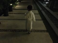 -三亚湾海居铂尔曼度假酒店