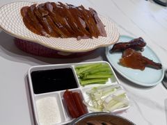 -梅利汴京烤鸭•开封豫菜地标店(东司门店)
