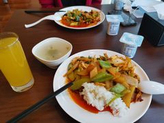 -北京鹏龙大道奔驰4S店(纪家庙店)