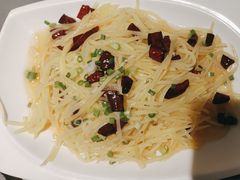 -严记小天府酸菜鱼(西四路店)