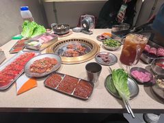 -Ant 蚂蚁洞烤肉·大营地(上海静安大悦城店)