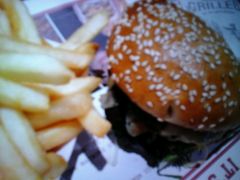 -The Habit Burger Grill 哈比特汉堡(爱琴海店)