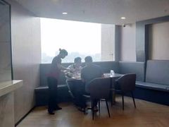 -华海酒店(茂名高铁站店)