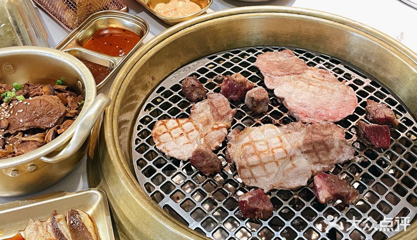  福州美食| 冰棒自助无限吃的滋滋牛烤肉[加油]