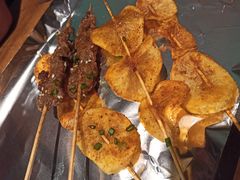 烤土豆片-路边摊小炉子烧烤