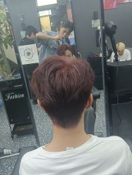 -藤野造型专业烫染接发