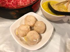 -鲜入围煮花胶鸡海鲜火锅