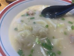 -八二小区抄手(龙湖上城天街店)