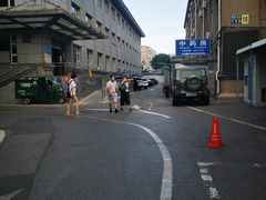 -北京积水潭医院-停车场