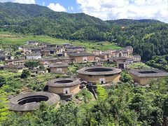 -初溪土楼群