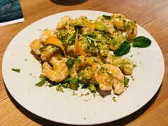 -山楂树融合菜餐厅