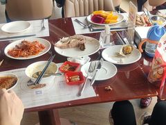 -荣誉国际酒店-云顶旋转餐厅