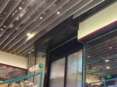 -肥汁米蘭香港米线(长宁来福士店)