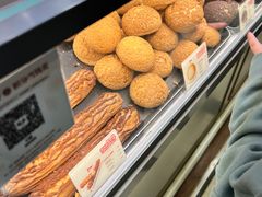 -西树泡芙(湖滨银泰in77B区店)