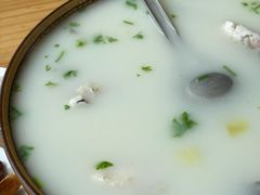 -美顺香食府鱼头老店(雪野湖店)