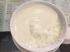双皮奶-义顺牛奶公司(庇利金街店)