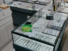 -三叶眼镜城(八佰伴店)