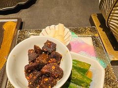 -铭牛烧肉·和牛海鲜自助(高新月牙湖店)