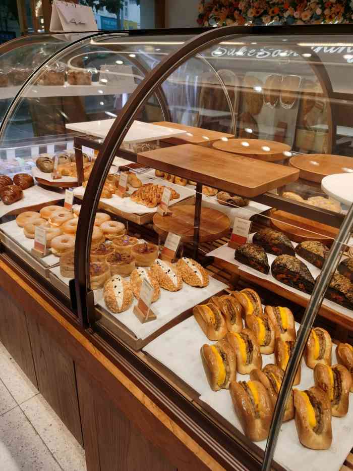 丽驰烘焙(西镇店)-"路过其实在青岛旅行最喜欢的事儿就是漫.