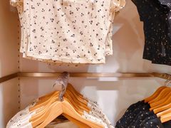 -优衣库(上海虹口龙之梦店)