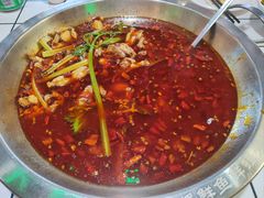 -蛙一刀·麻椒鱼火锅(金仙桥店)