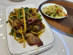 -钟记陕南菜·煎锅鱼(红专南路店)