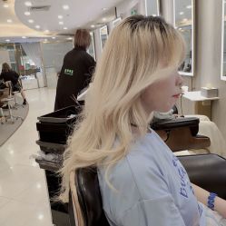 点击看大图 -八佰伴8008星级形象店
