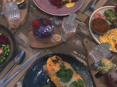 -FLOVIE FLORIST CAFE