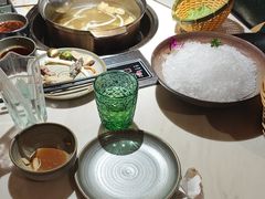 -喃喃椰·糟粕醋·椰子鸡火锅(七堡花园店)