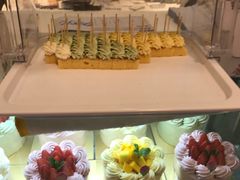 -花花卷卷·鲜食蛋糕(静安久光百货店)