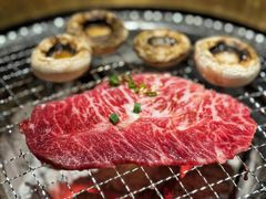-山川小町·极番烧肉(新地假日广场店)