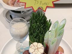 -赶海部落海鲜城(海阳路店)