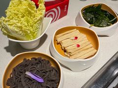 -海底捞火锅鲜切牛肉主题店(长寿路店)