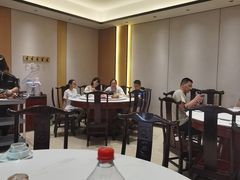 -梅利汴京烤鸭•开封豫菜地标店(东大街店)