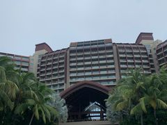 -三亚湾海居铂尔曼度假酒店